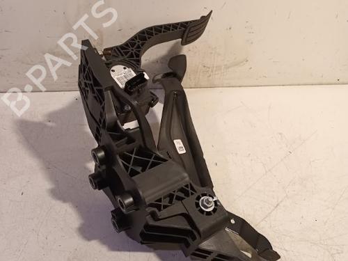Pedal PEUGEOT 3008 II SUV (MC_, MR_, MJ_, M4_) 1.6 BlueHDi 120 | BP13713825I4 