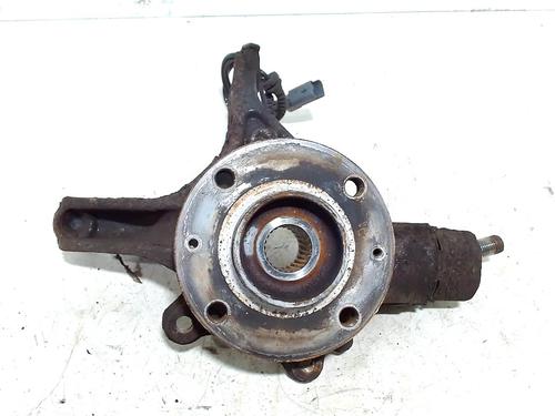 Used Left front steering knuckle PEUGEOT 5008 (0U_, 0E_) 1.6 16V (156 hp) 13203946