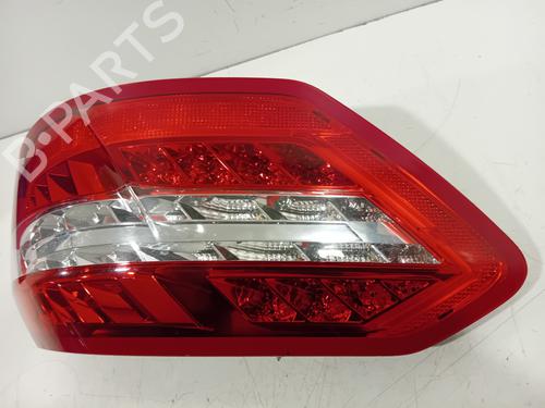 left-taillight-mercedes-benz-e-class-w212-2009-2010-2011-2012-2013-2014-2015-2016-32117755 main image