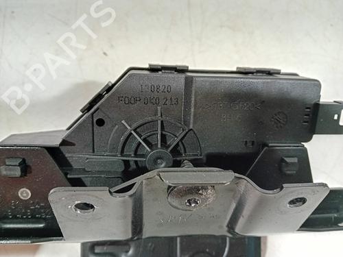 Tailgate lock LAND ROVER RANGE ROVER III (L322) 4.4 4x4 | BP16935836C101 