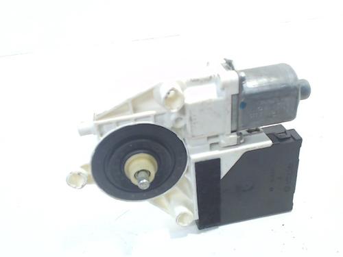 Used Right front window motor VW JETTA III (1K2) 1.9 TDI (105 hp) 4612476