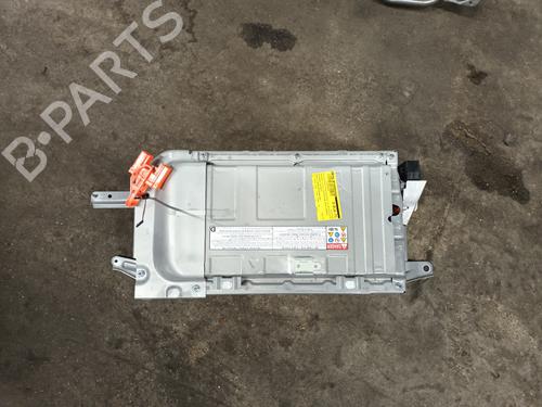 Used Battery TOYOTA YARIS (_P13_) 1.5 Hybrid (NHP130_, NHP130) (101 hp) 26456305