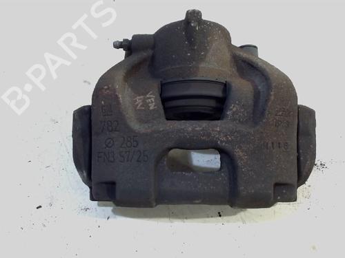 Used Right front brake caliper OPEL SIGNUM Hatchback (Z03) 1.9 CDTI (F48) (150 hp) 11786225