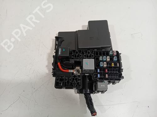 Used Fuse box VOLVO XC60 II (246) T6 Plug-In Hybrid AWD (340 hp) 30709148