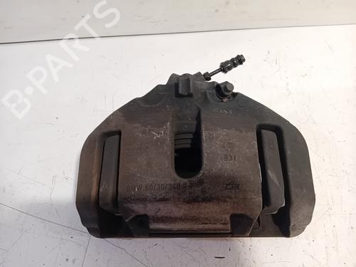 Used Right front brake caliper BMW 5 Touring (F11) 528 i (258 hp) 28693483