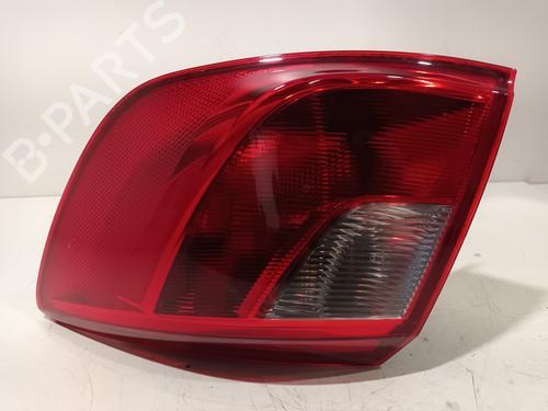 right-taillight-seat-ibiza-iv-st-6j8-6p8-2010-2011-2012-2013-2014-2015-2016-32117714 main image