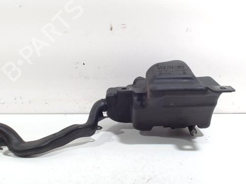 Used Windscreen washer tank MERCEDES-BENZ A-CLASS (W176) A 200 (176.043) (156 hp) 13662216