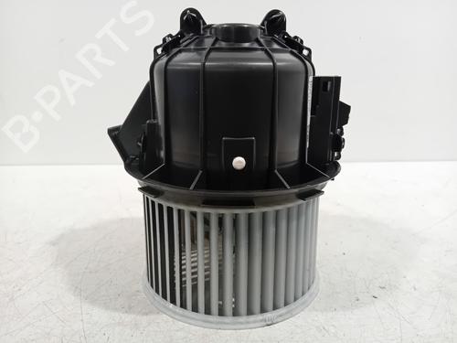 Used Heater blower motor PEUGEOT 208 II (UB_, UP_, UW_, UJ_) 1.2 PureTech 130 (131 hp) 23123727