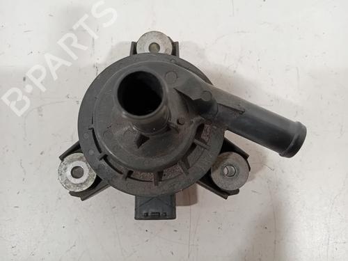 Ekstra vandpumpe TOYOTA YARIS (_P13_) 1.5 Hybrid (NHP130_, NHP130) (101 hp) 26733881
