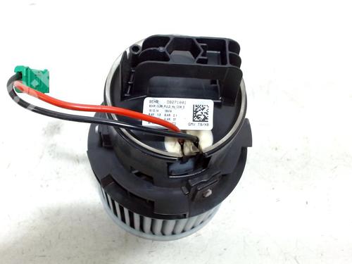 Used Heater blower motor Heater blower motor PEUGEOT 308 II (LB_, LP_, LW_, LH_, L3_) 2.0 BlueHDi 150 (150 hp) 9732444 9732444