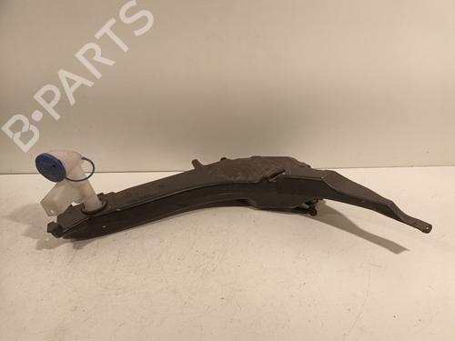 Used Windscreen washer tank PEUGEOT 308 SW II (LC_, LJ_, LR_, LX_, L4_) 1.2 THP 130 (131 hp) 18061033