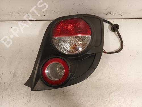 Used Right taillight CHEVROLET AVEO Hatchback (T300) 1.3 D (95 hp) 15738336