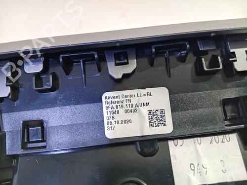 Air vent SEAT LEON (KL1, KLG) 1.4 TSI e-Hybrid | BP29918696I21
