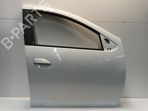 Used Right front door DACIA DUSTER (HM_) 1.5 dCi 115 (HMAD) (116 hp) 30641161