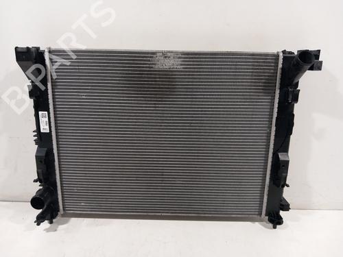 Used Water radiator Water radiator 37416241 37416241