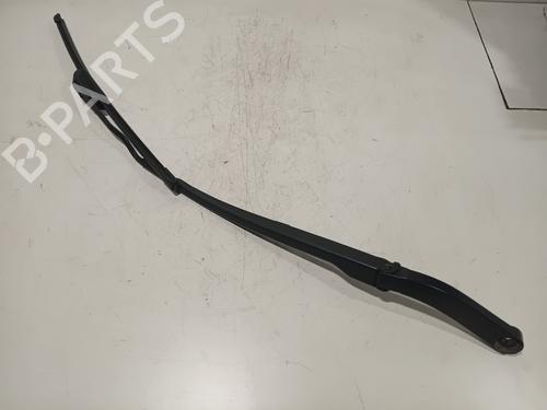 Used Front windshield wiper arm Front windshield wiper arm 37490493 37490493
