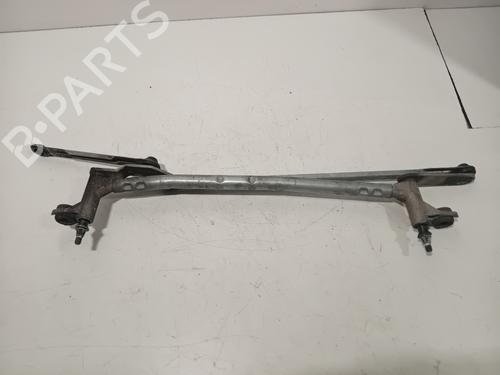 Used Front windshield wiper arm Front windshield wiper arm VW POLO VI (AW1, BZ1, AE1) 1.0 TSI (95 hp) 33748599 33748599