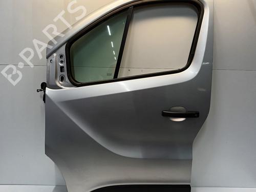 Used Left front door RENAULT TRAFIC III Bus (JG_) 2.0 dCi 120 (JGMN) (120 hp) 30308929