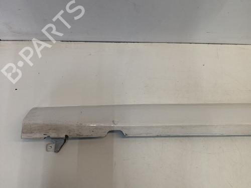 Used Left sideskirt Left sideskirt 18265101 18265101