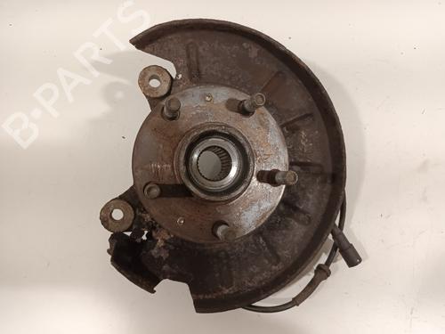 Used Left front steering knuckle LAND ROVER FREELANDER I (L314) 1.8 i 16V 4x4 (120 hp) 17740863