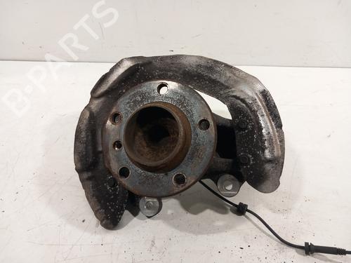 Used Left front steering knuckle BMW 1 (F20) 116 i (136 hp) 32157202