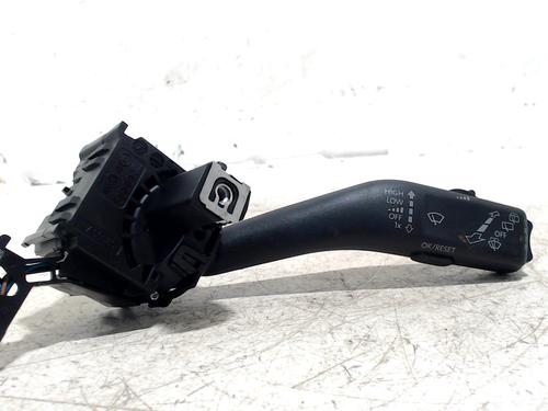 Used Steering column stalk Steering column stalk 7704063 7704063