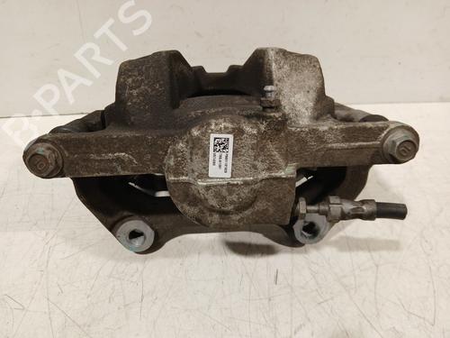 Used Right front brake caliper Right front brake caliper LYNK & CO 01 PHEV (261 hp) 33719996 33719996