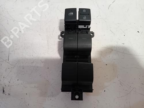 Used Switch TOYOTA C-HR (_X1_) 2.0 Hybrid (MAXH10) (184 hp) 28587749