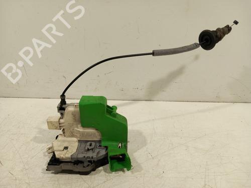 Venstre fortil lås AUDI A1 Sportback (8XA, 8XF) 1.4 TFSI (122 hp) 33122669