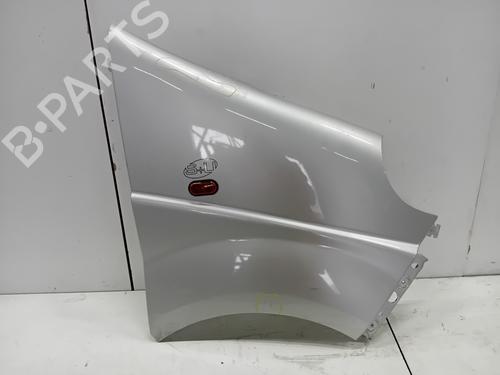 Used Right front fenders OPEL VIVARO A Bus (X83) 2.5 CDTI (F7, J7, A07) (146 hp) 22180792