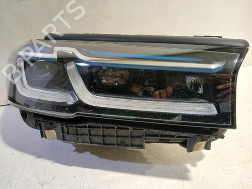 Used Right headlight BMW 5 Touring (G31) 530 i Mild-Hybrid (252 hp) 32252828