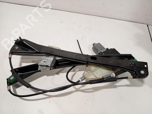 Alzacristallo anteriore destro Alzacristallo anteriore destro VW POLO V (6R1, 6C1) 1.4 TDI (105 hp) 36326464 36326464