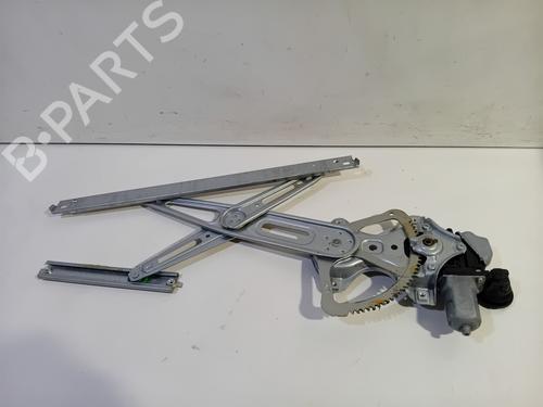 Rudehejsemekanisme ventre foran TOYOTA YARIS (_P13_) 1.5 Hybrid (NHP130_, NHP130) | BP30567103C22