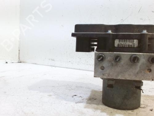 Used ABS pump CITROËN DS5 1.6 HDi 110 (112 hp) 7195157