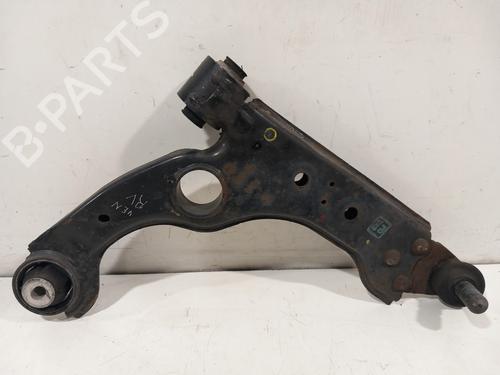 Used Right front suspension arm Right front suspension arm 37031810 37031810