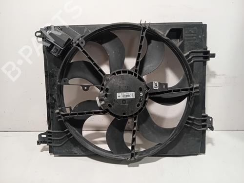 Used Radiator fan Radiator fan 39211810 39211810
