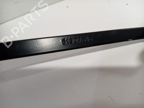 Front windshield wiper arm FIAT 500X (334_) 1.4 (334AXC1B, 334AXC11) | BP26725538C143 