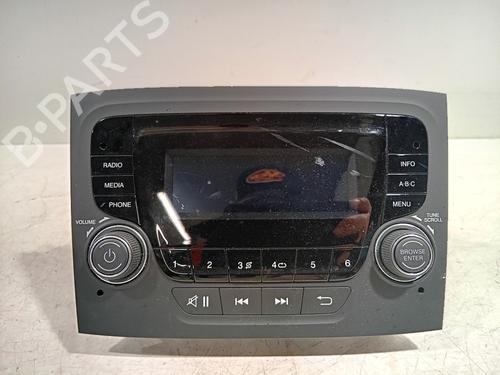 Used Radio Radio FIAT DOBLO Cargo (263_) 1.3 D Multijet (263ZXT1A, 263WXT1A, 263ZYA1A, 263WYA1A) (80 hp) 22399335 22399335