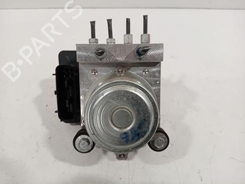 ABS Bremseaggregat NISSAN JUKE (F15) 1.6 (117 hp) 26532645