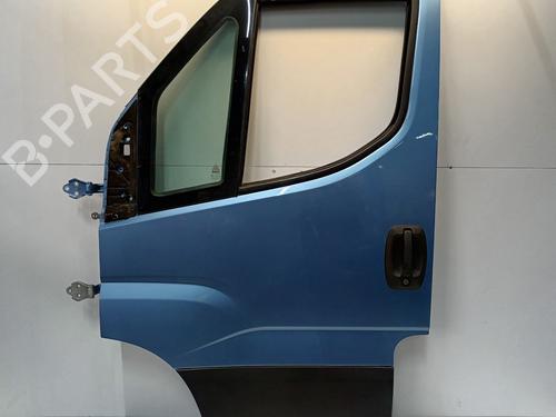 Used Left front door Left front door 31757407 31757407