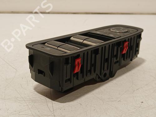 switch-lexus-rx-_la1_-_lh1_-2022-27653789 main image