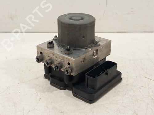 Used ABS pump MERCEDES-BENZ E-CLASS Coupe (C207) E 200 (207.334) (184 hp) 32780945