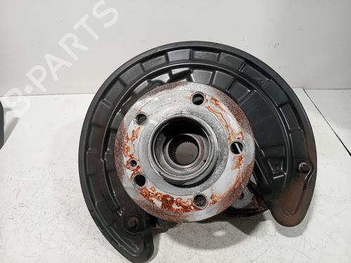 Used Right rear steering knuckle Right rear steering knuckle MERCEDES-BENZ EQB (X243) EQB 300 4-matic (243.608, 243.609) (228 hp) 33935245 33935245