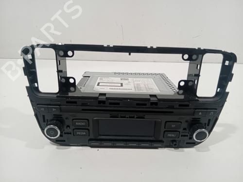 Used Radio VW UP! (121, 122, BL1, BL2, BL3, 123) 1.0 (60 hp) 30205182