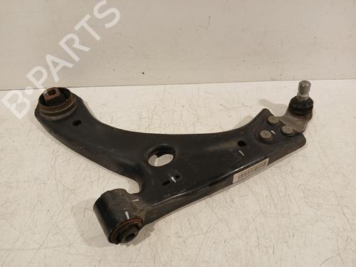 Used Left front suspension arm Left front suspension arm LYNK & CO 01 PHEV (261 hp) 33720002 33720002