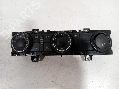 Used Climate control Climate control 19280081 19280081