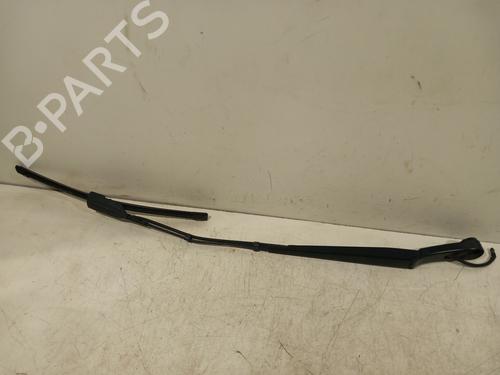 Used Front windshield wiper arm Front windshield wiper arm OPEL ASTRA L (OV5) 1.2 (FPHNPJ) (110 hp) 36260492 36260492