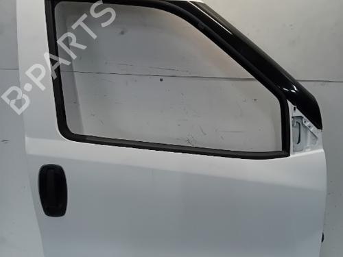 Dør høyre foran FIAT DOBLO Cargo (263_) 1.3 D Multijet (90 hp) 28127408