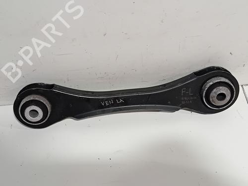 Venstre bagtil bærearm BMW 1 (F20) 116 i (136 hp) 29763070