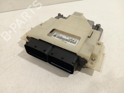 Used Engine control unit (ECU) Engine control unit (ECU) 33739884 33739884